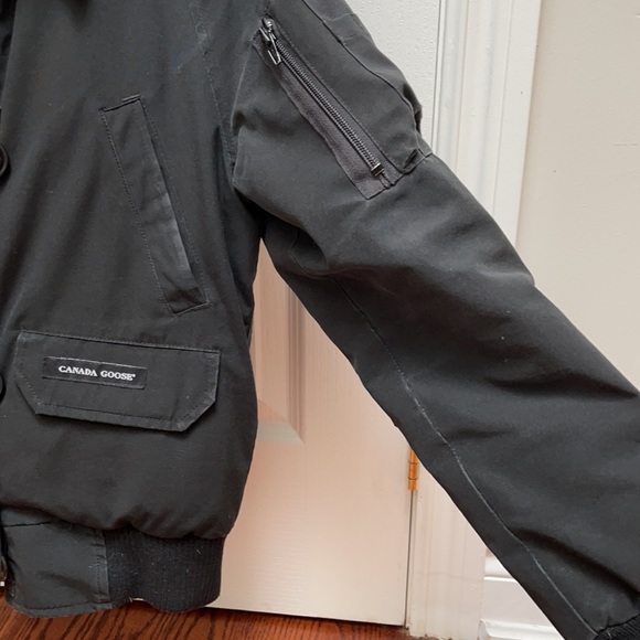 ✨HOST PICK✨Canada goose chilliwack bomber ✨ - Picture 3 of 14